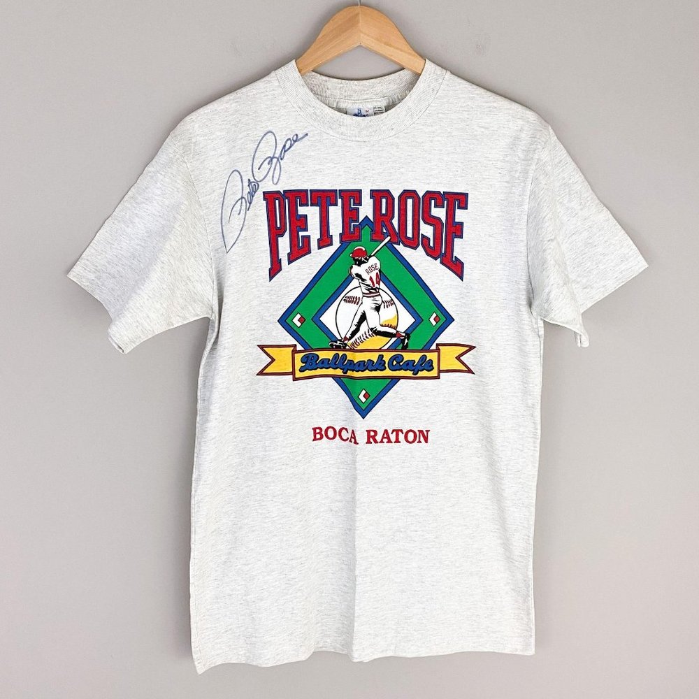 Philadelphia Phillies Vintage Signed Pete Rose Tee